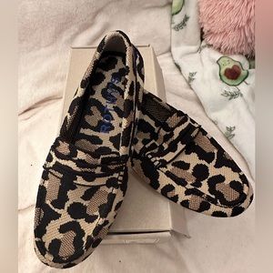 Rothy’s Desert Cat Drivers size 8 worn once